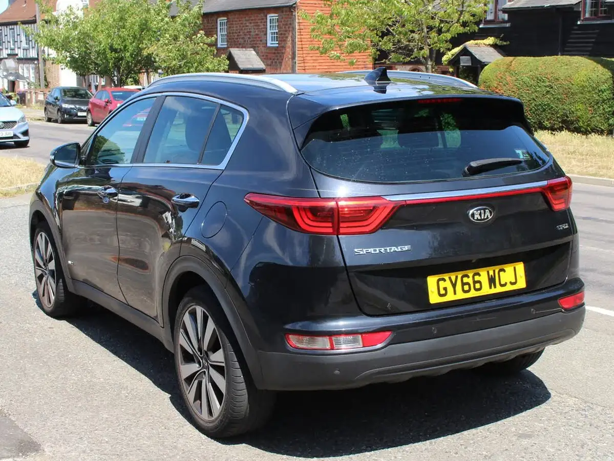 2016-kia-sportage-20crdi-kx-4-182bhp-big-2