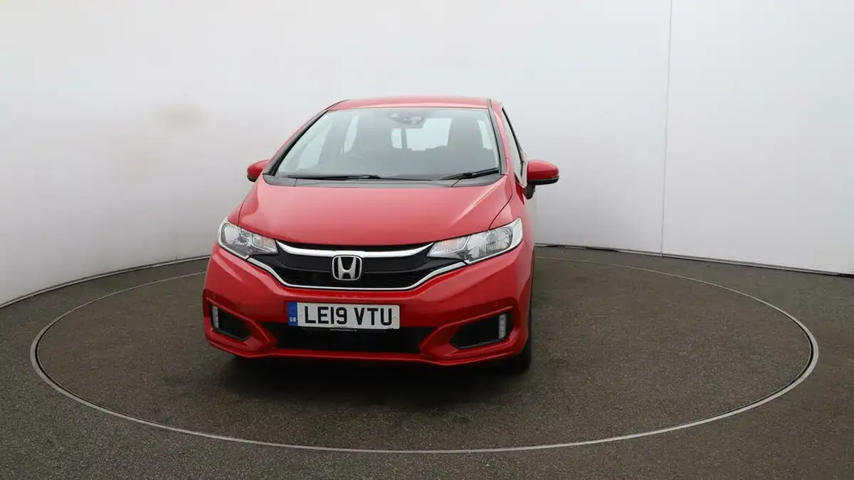2019-honda-jazz-13-i-vtec-se-big-34