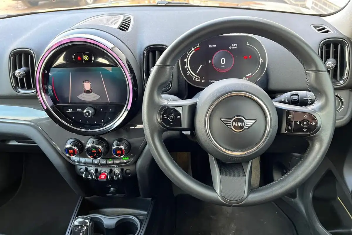 2021-mini-countryman-15-cooper-classic-auto-big-26
