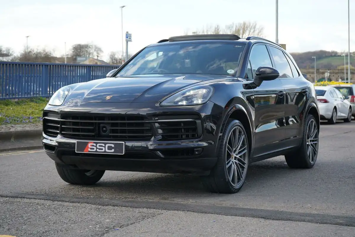 2019-porsche-cayenne-30-v6-s-big-6