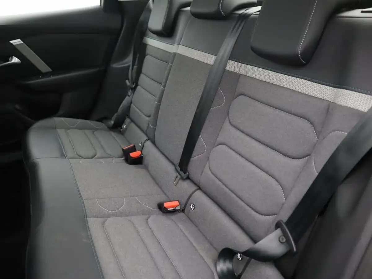 2024-citroen-c4-x-12-puretech-you-big-9