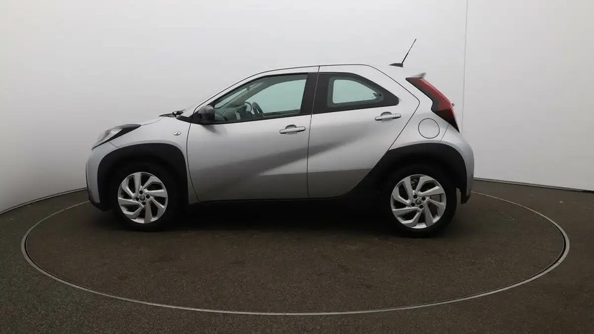 2023-toyota-aygo-x-10-vvt-i-pure-big-62