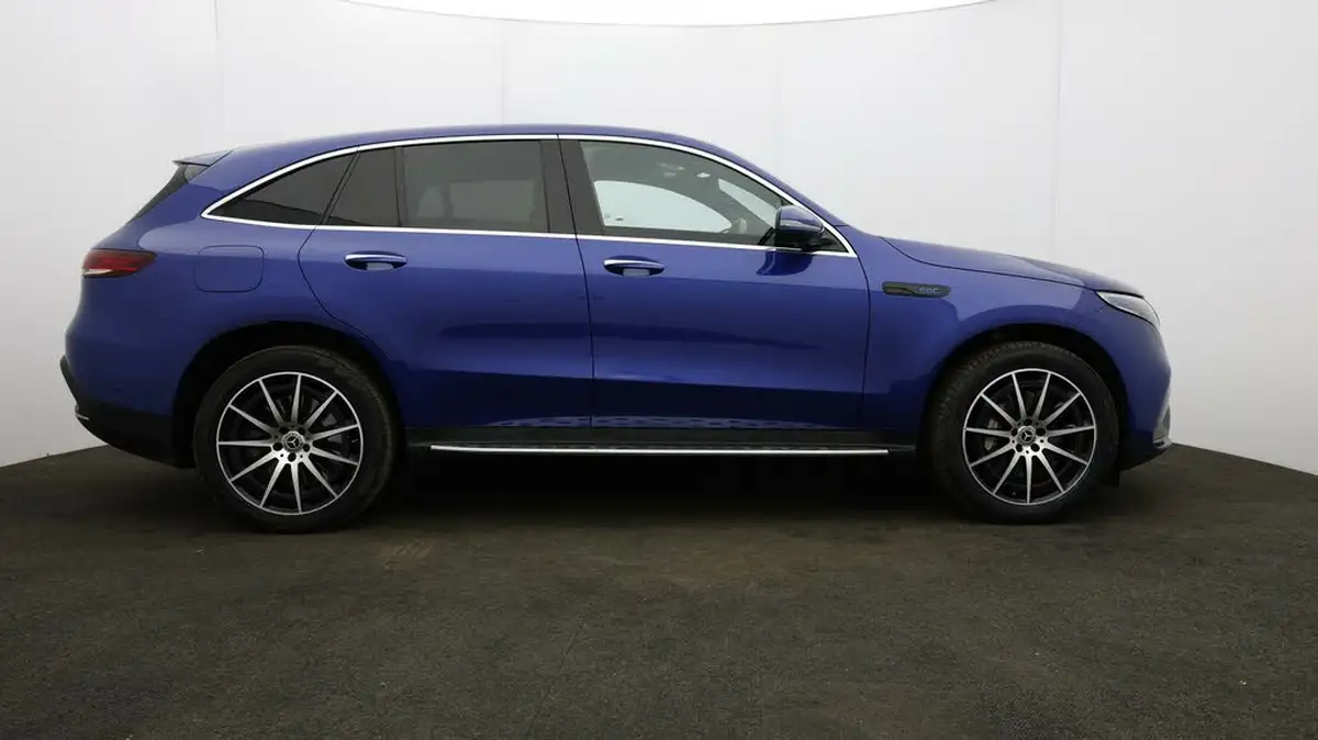 2022-mercedes-benz-eqc-e-eqc-400-amg-line-big-49