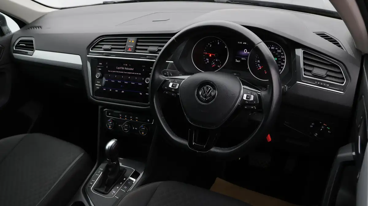 2018-volkswagen-tiguan-20tdi-se-navigation-150ps-ss-dsg-big-8