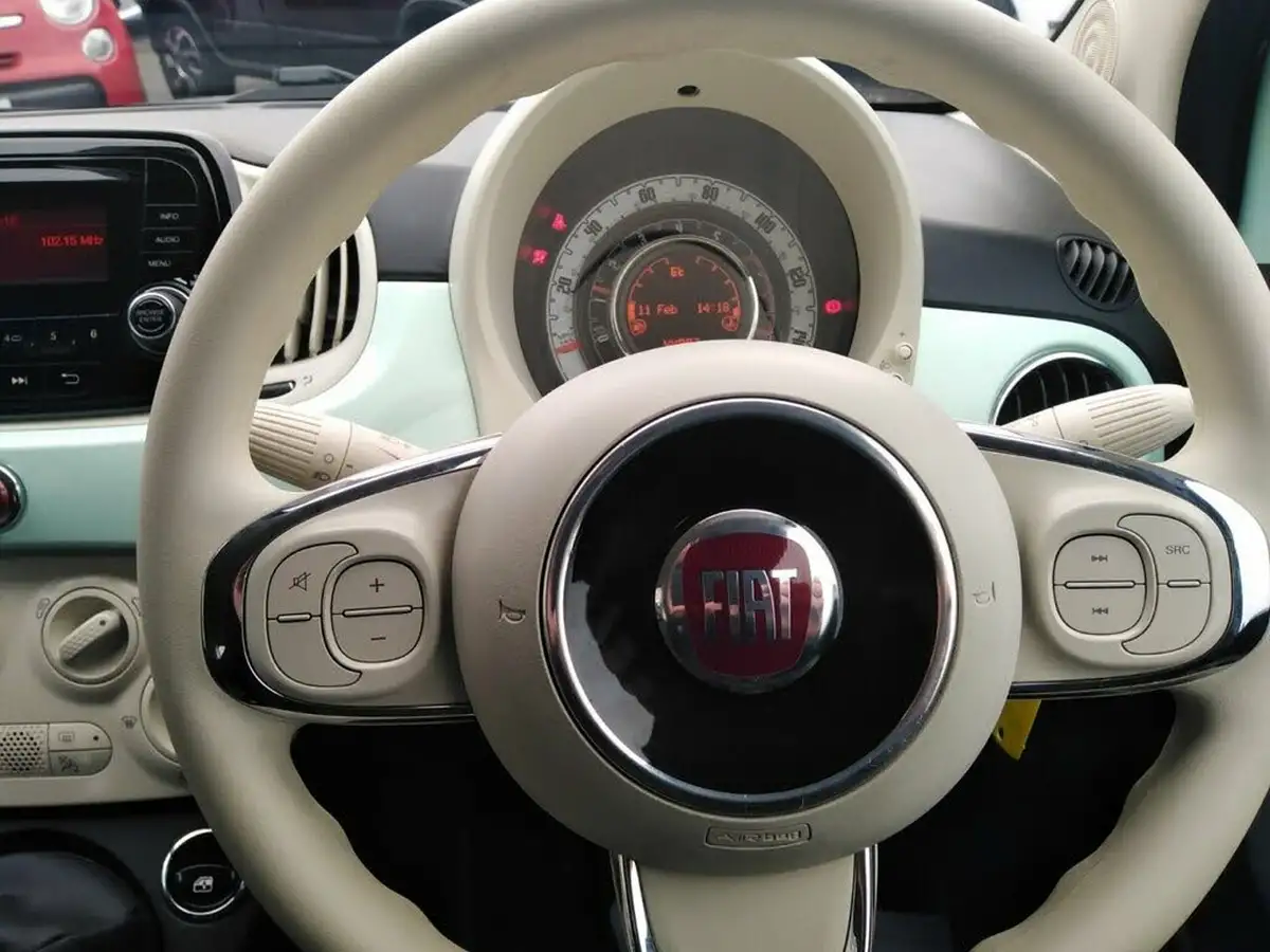 2018-fiat-500-12-pop-star-big-15