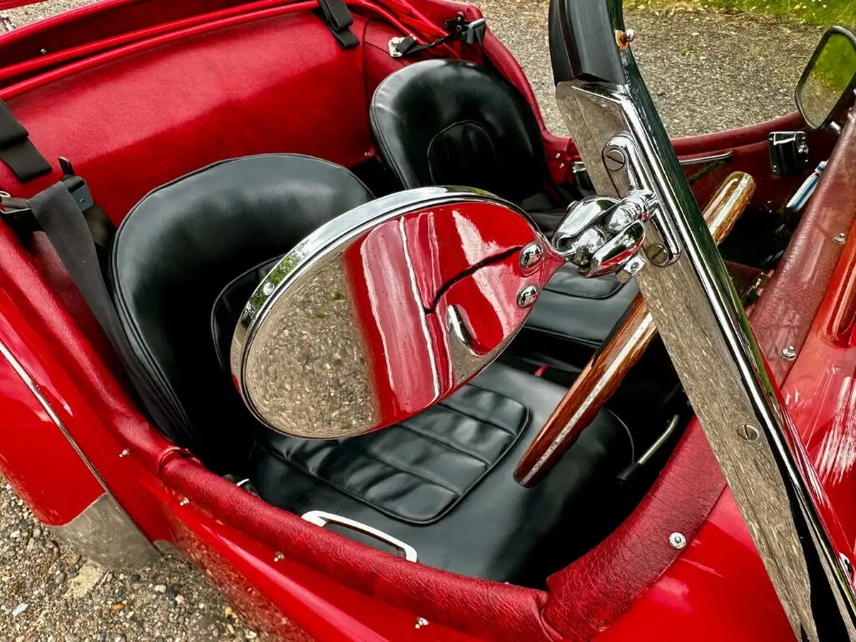 1954-triumph-tr2-20l-roadster-big-73