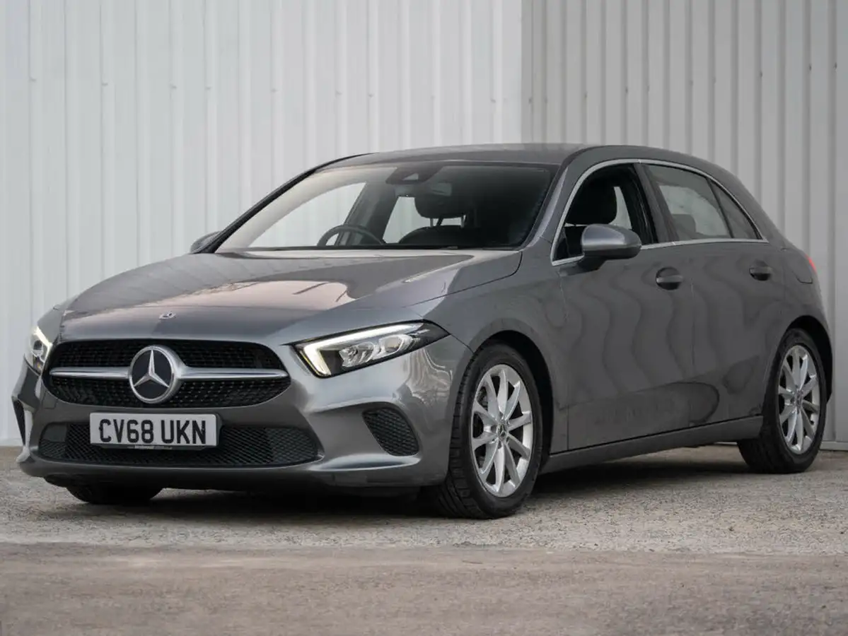 2018-mercedes-benz-a-class-15d-a180d-sport-116ps-ss-hatchback-5d-7g-dct-big-13
