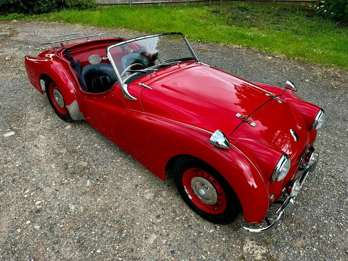1954-triumph-tr2-20l-roadster-big-25