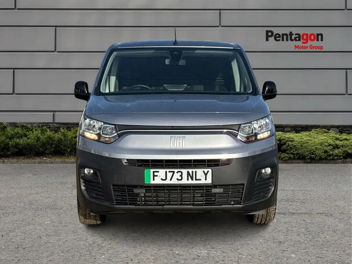 2023-fiat-doblo-e-standard-l2h1-lwb-maxi-big-15
