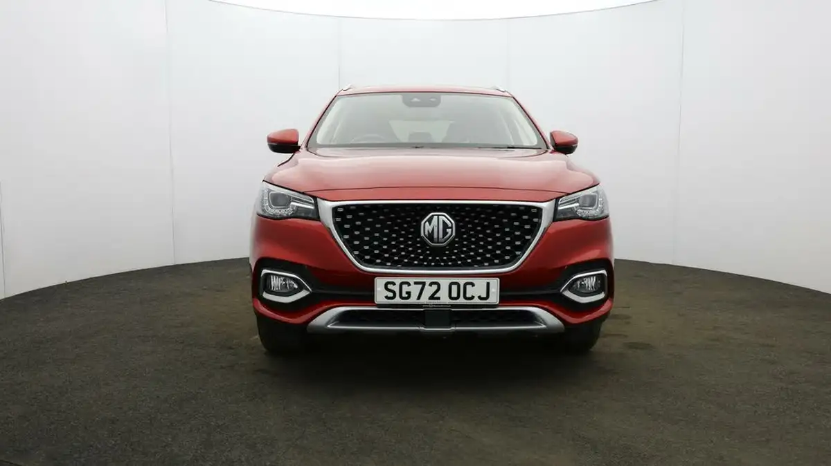 2022-mg-hs-15t-gdi-exclusive-162ps-big-40