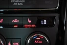 2019-seat-leon-20-tsi-fr-sport-hatchback-small-19