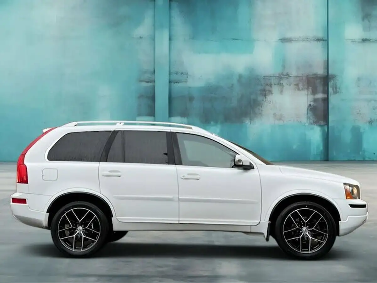 2014-volvo-xc90-24td-es-big-1