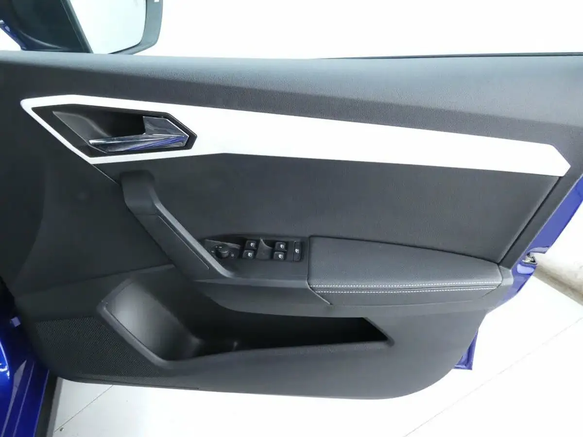 2021-seat-arona-10-tsi-xcellence-lux-110ps-big-24