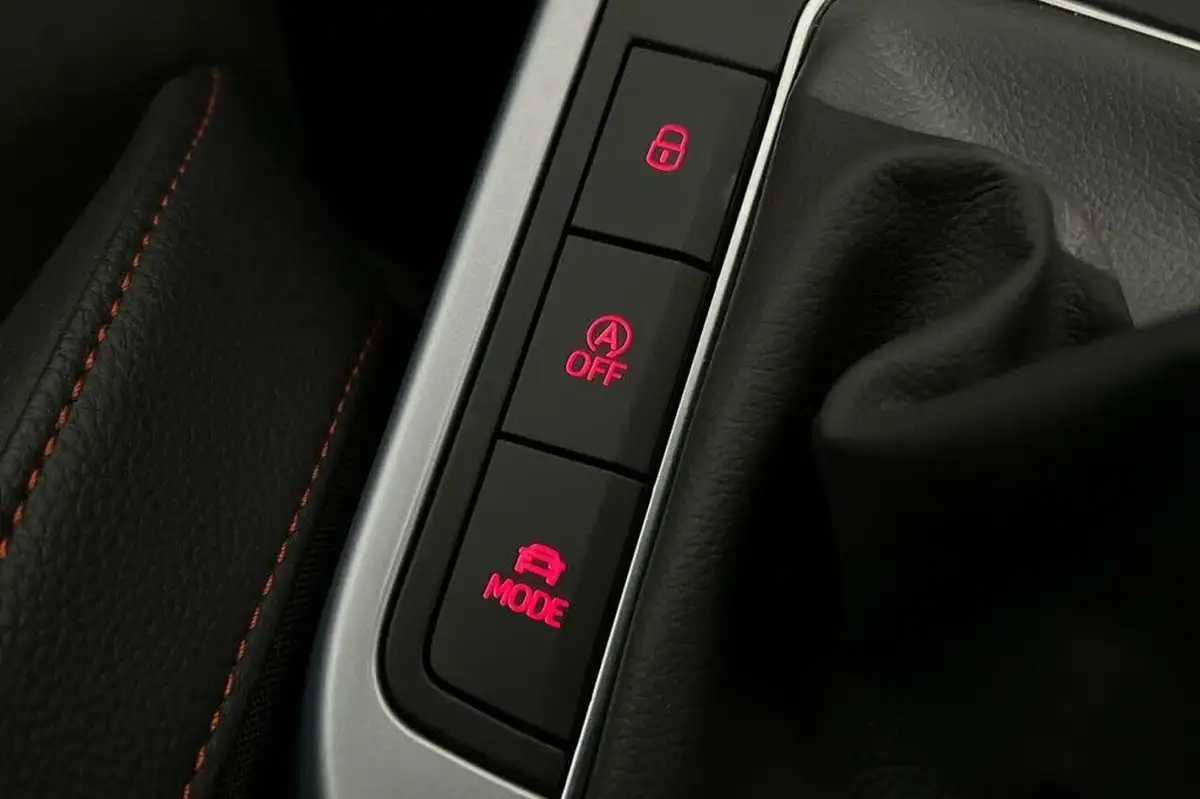 2023-seat-arona-10-tsi-fr-sport-big-36