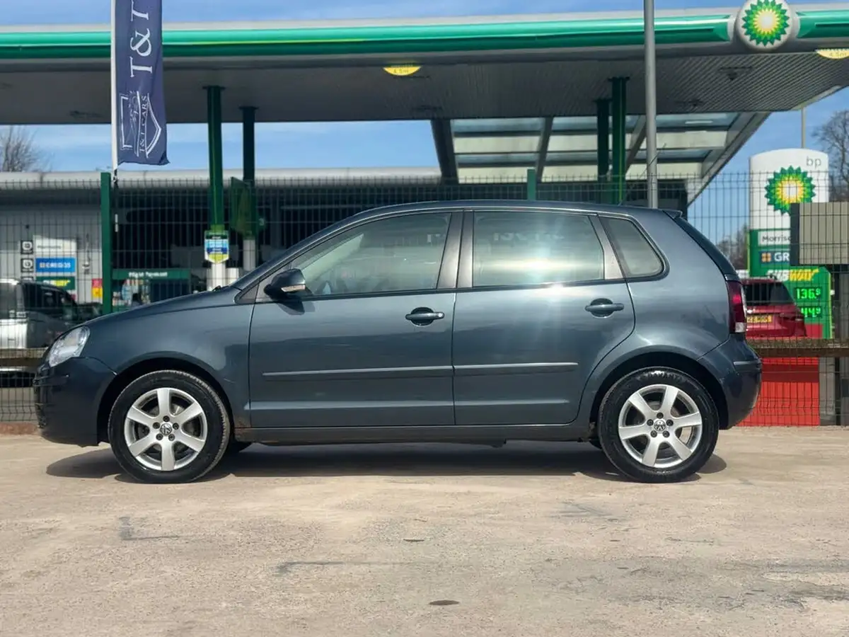 2009-volkswagen-polo-12-match-60ps-5d-big-10