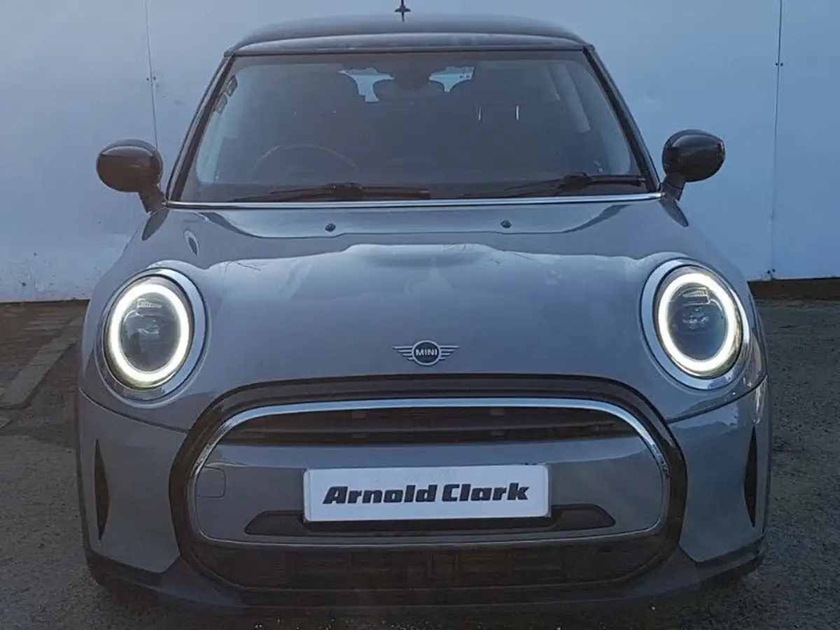 2021-mini-cooper-15-cooper-classic-hatchback-3d-big-17