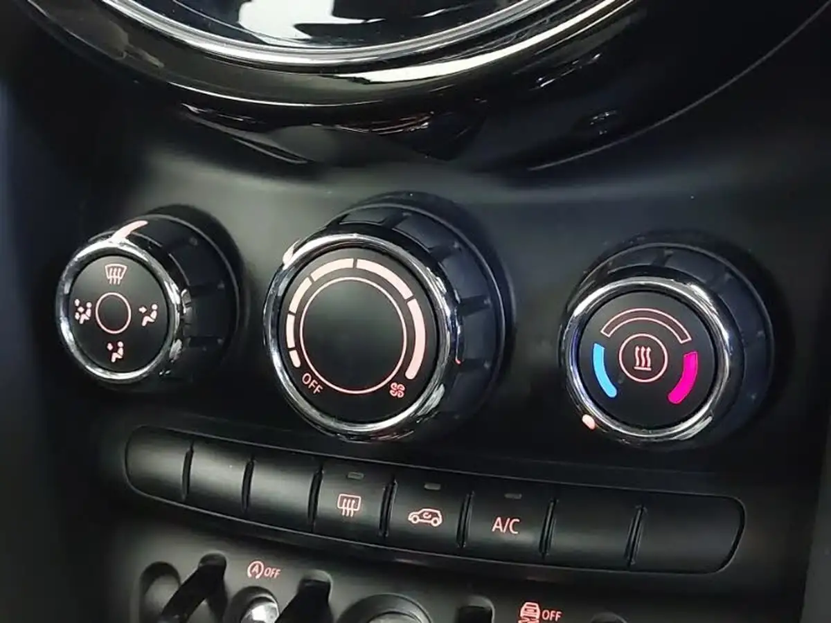 2022-mini-cooper-15-cooper-classic-hatchback-5d-big-11