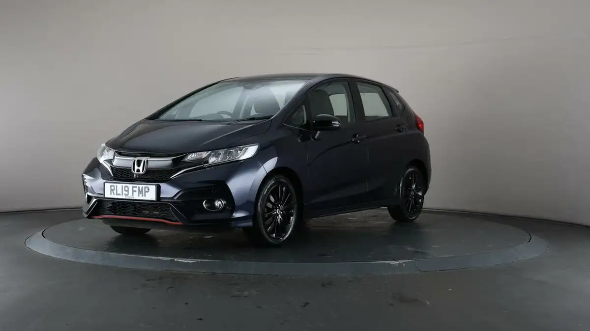 2019-honda-jazz-15-i-vtec-sport-cvt-big-33