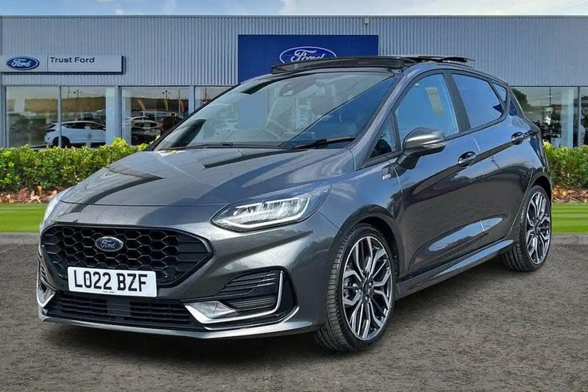 2022-ford-fiesta-10t-st-line-vignale-125ps-hybrid-mhev-5d-big-4