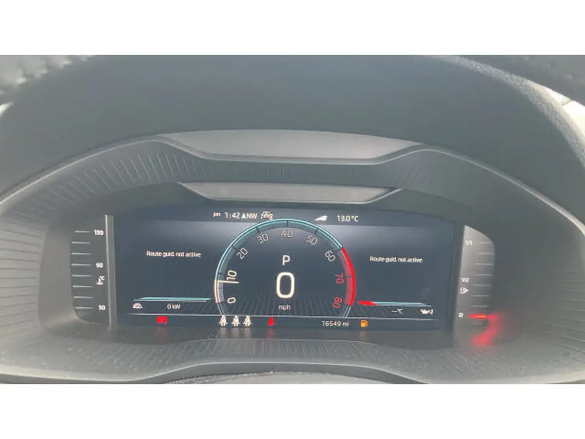 2022-skoda-karoq-15-tsi-se-l-dsg-big-10