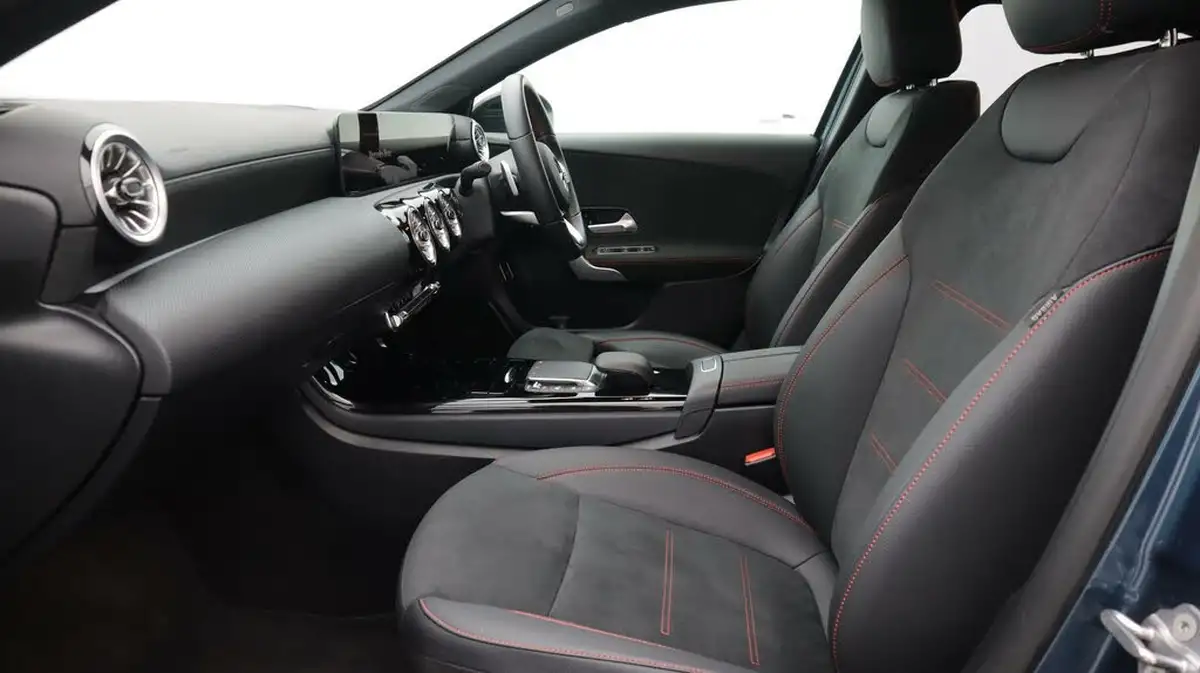 2022-mercedes-benz-a-class-13-a200-amg-line-premium-saloon-4d-big-14