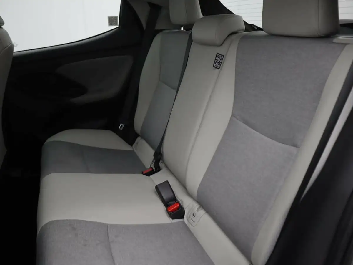 2021-toyota-yaris-15-vvt-i-excel-big-9