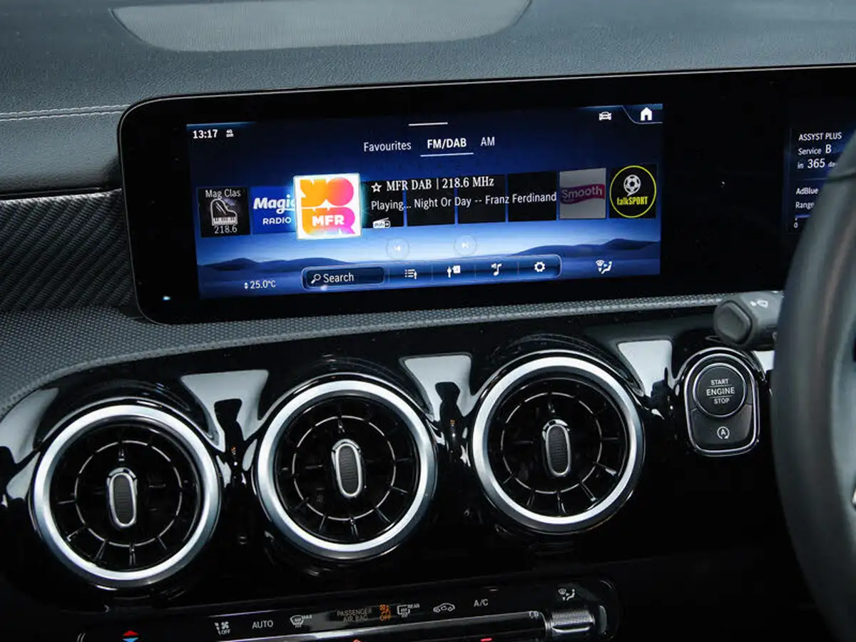 2023-mercedes-benz-cla-20d-cla-220d-sport-executive-coupe-4d-big-15
