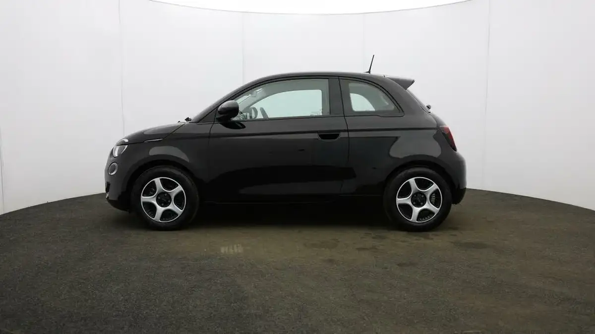 2021-fiat-500-e-passion-big-25