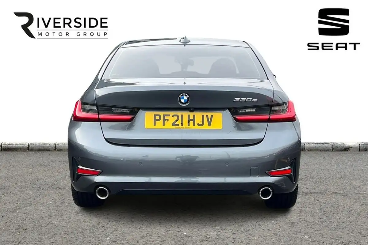 2021-bmw-3-series-20-330e-sport-pro-saloon-4d-big-9
