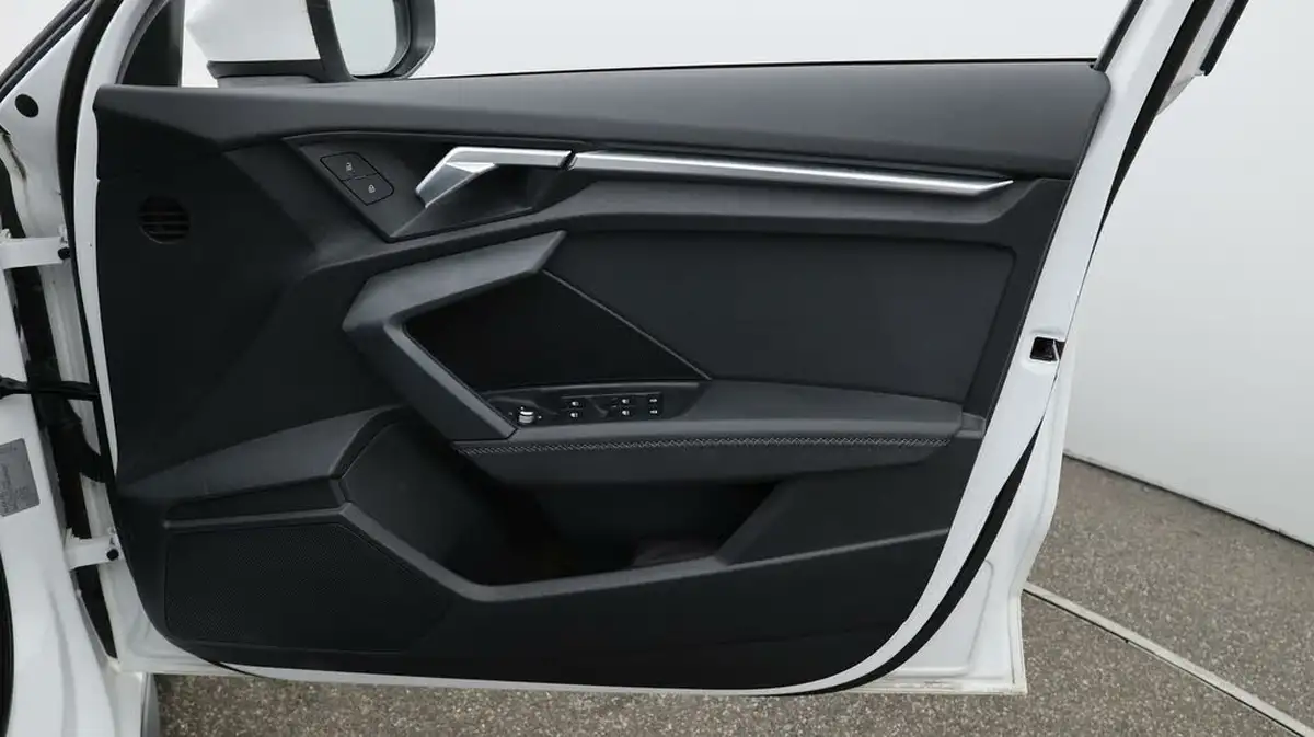 2021-audi-a3-10-30-tfsi-sportback-5d-big-15