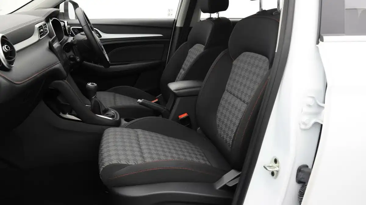 2023-mg-zs-suv-15-vti-tech-excite-big-13