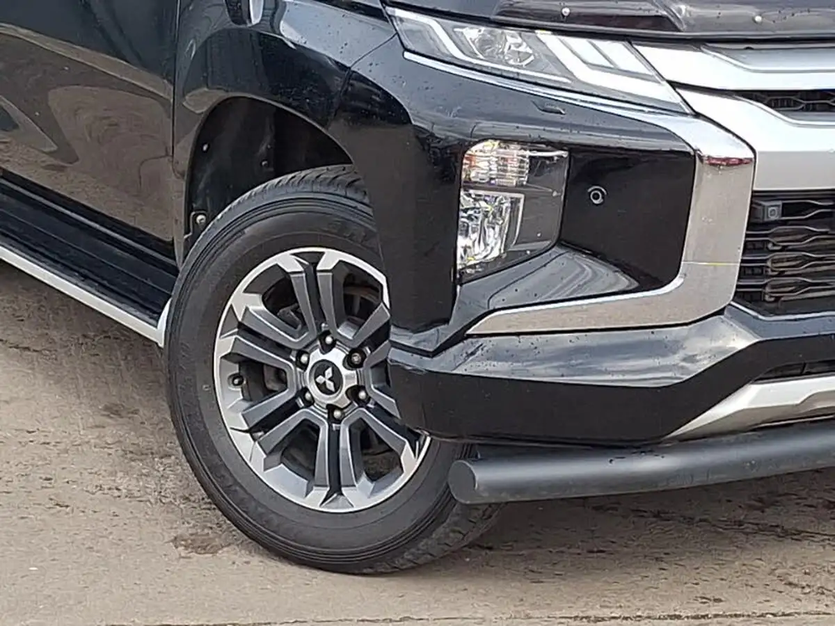 2021-mitsubishi-l200-22di-d-barbarian-x-big-8