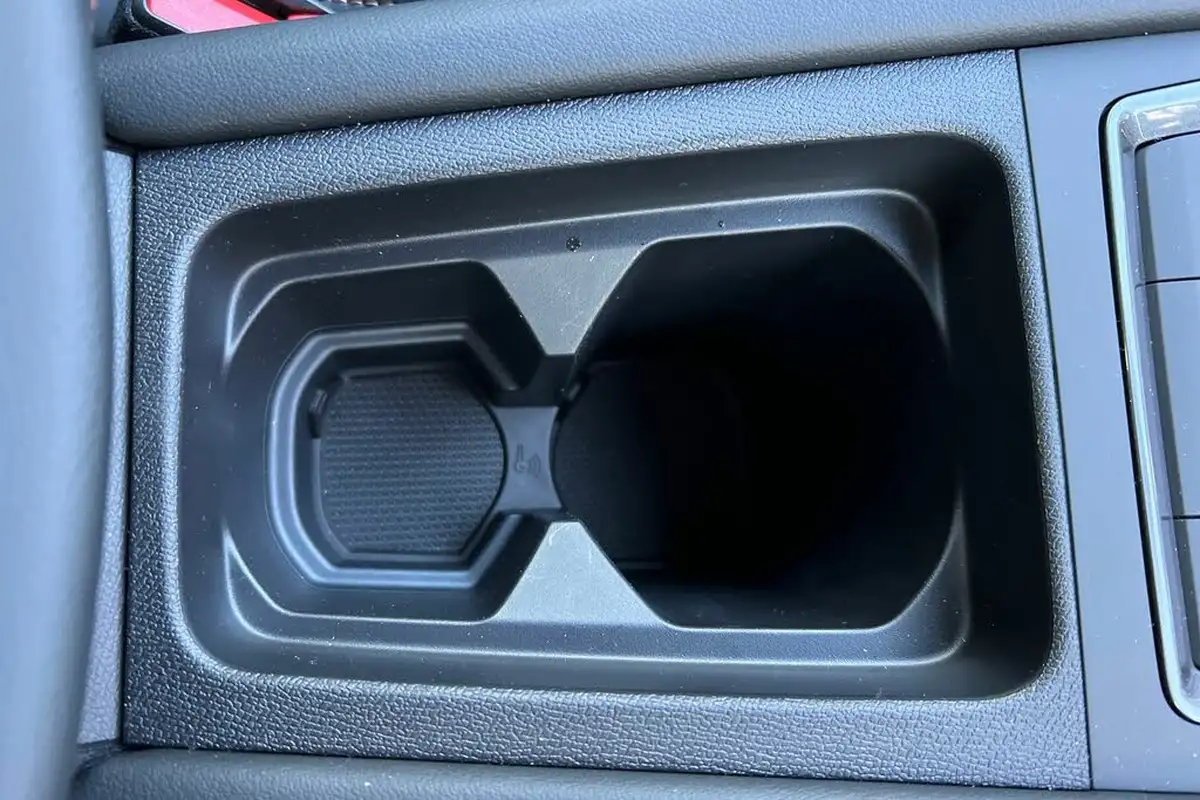 2025-cupra-formentor-15-e-hybrid-v2-big-37