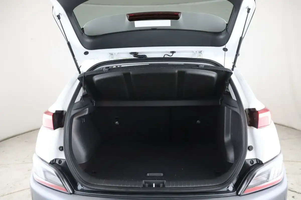 2021-hyundai-kona-10-t-gdi-premium-48-volt-mhev-big-11
