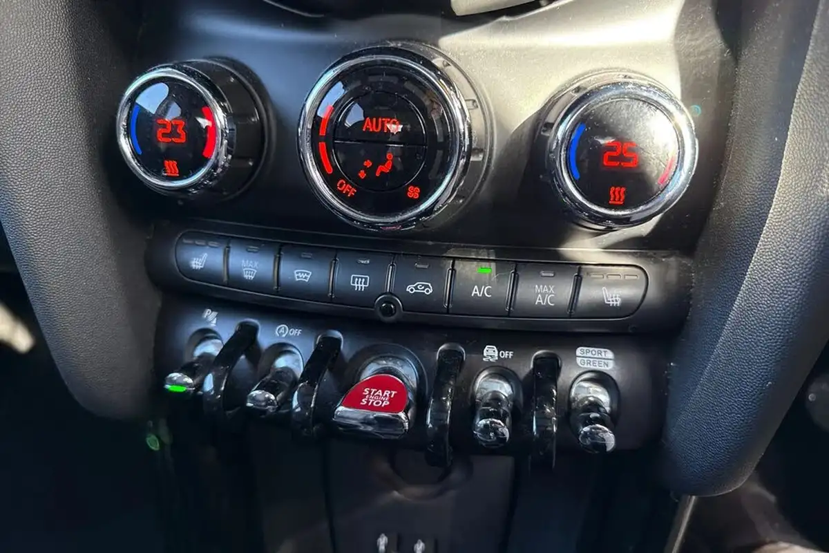 2020-mini-cooper-20-cooper-s-exclusive-189bhp-hatchback-5d-auto-big-21