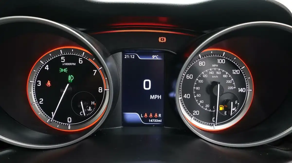 2021-suzuki-swift-12-dualjet-sz5-big-10