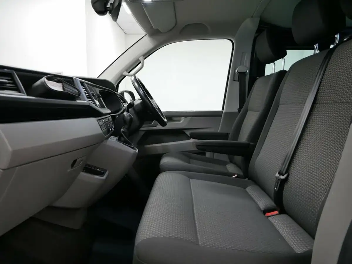 2022-volkswagen-transporter-20bitdi-t32-highline-bmt-lwb-4motion-199pseu6dt-e-kombi-big-19