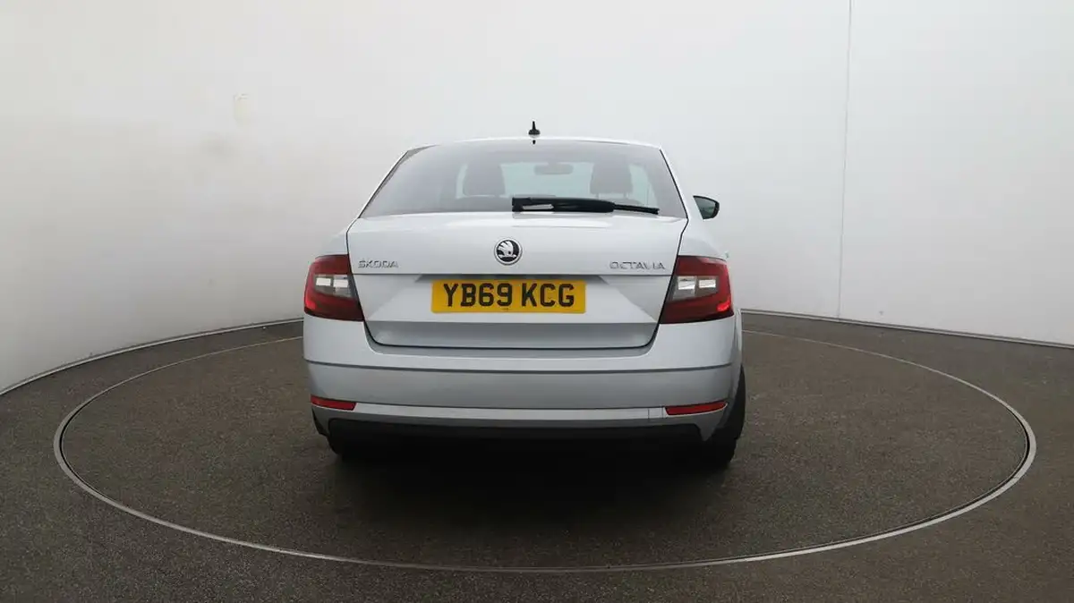 2019-skoda-octavia-20tdi-se-l-hatchback-big-49
