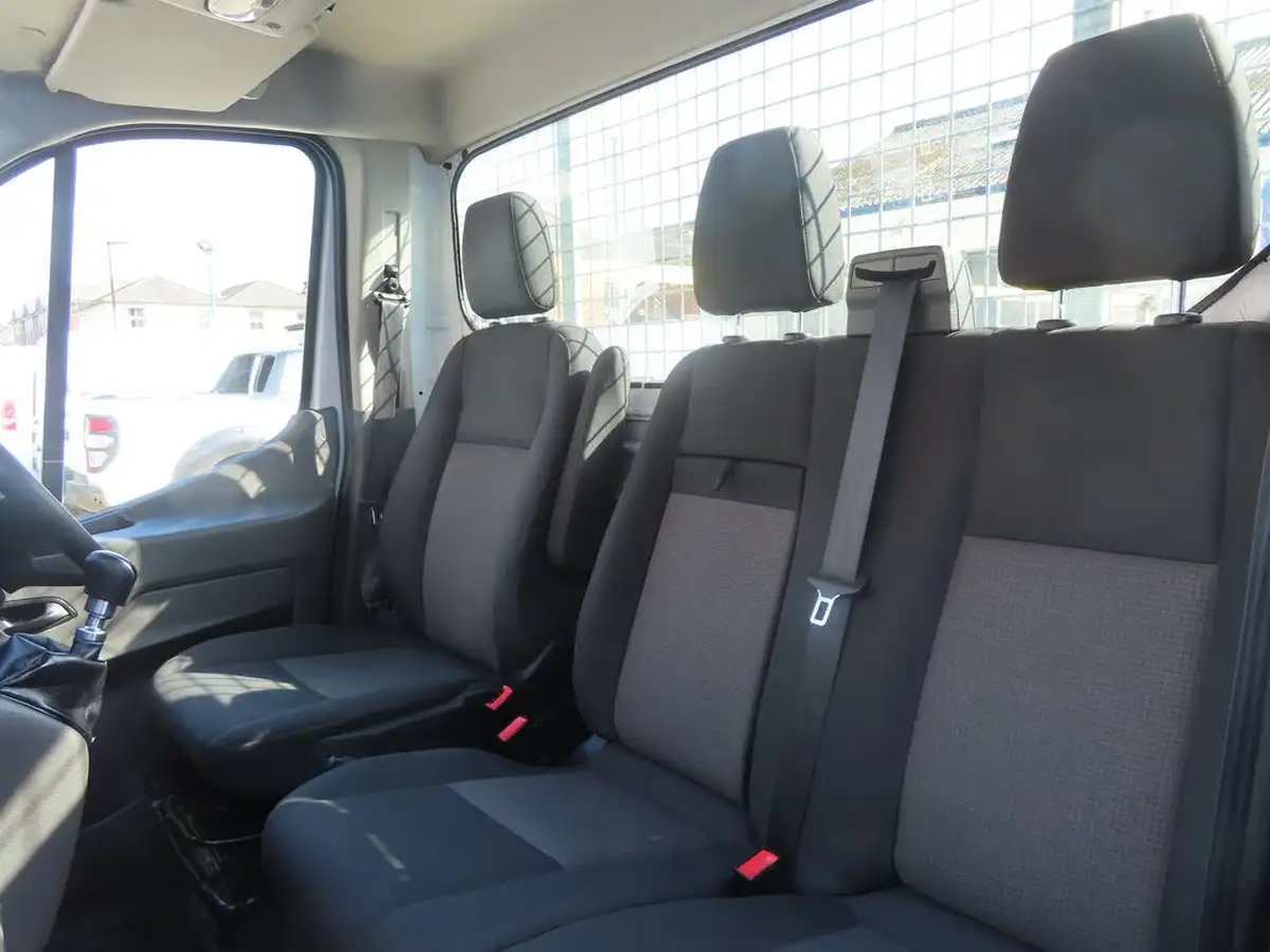 2022-ford-transit-20tdci-350-l2h1-leader-130pseu6dt-fwd-cab-big-16