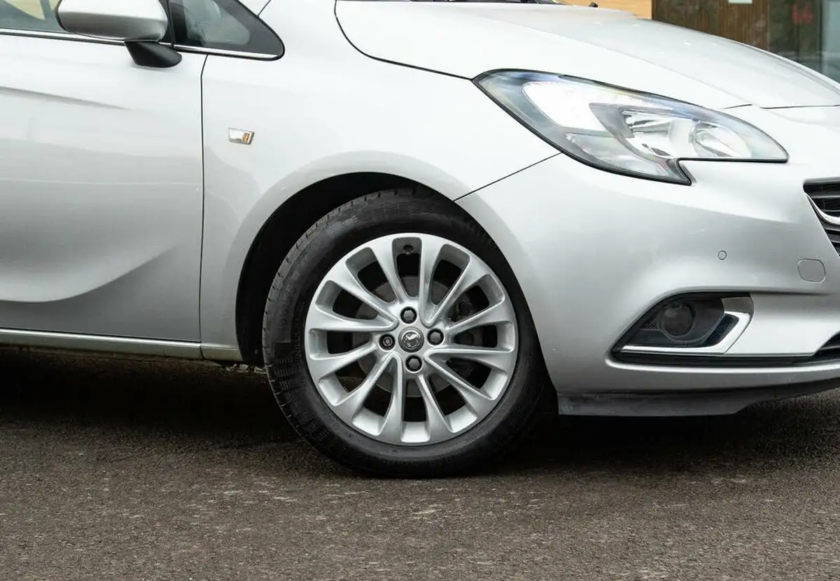 2018-vauxhall-corsa-14i-se-nav-90ps-ecotec-5d-auto-big-1