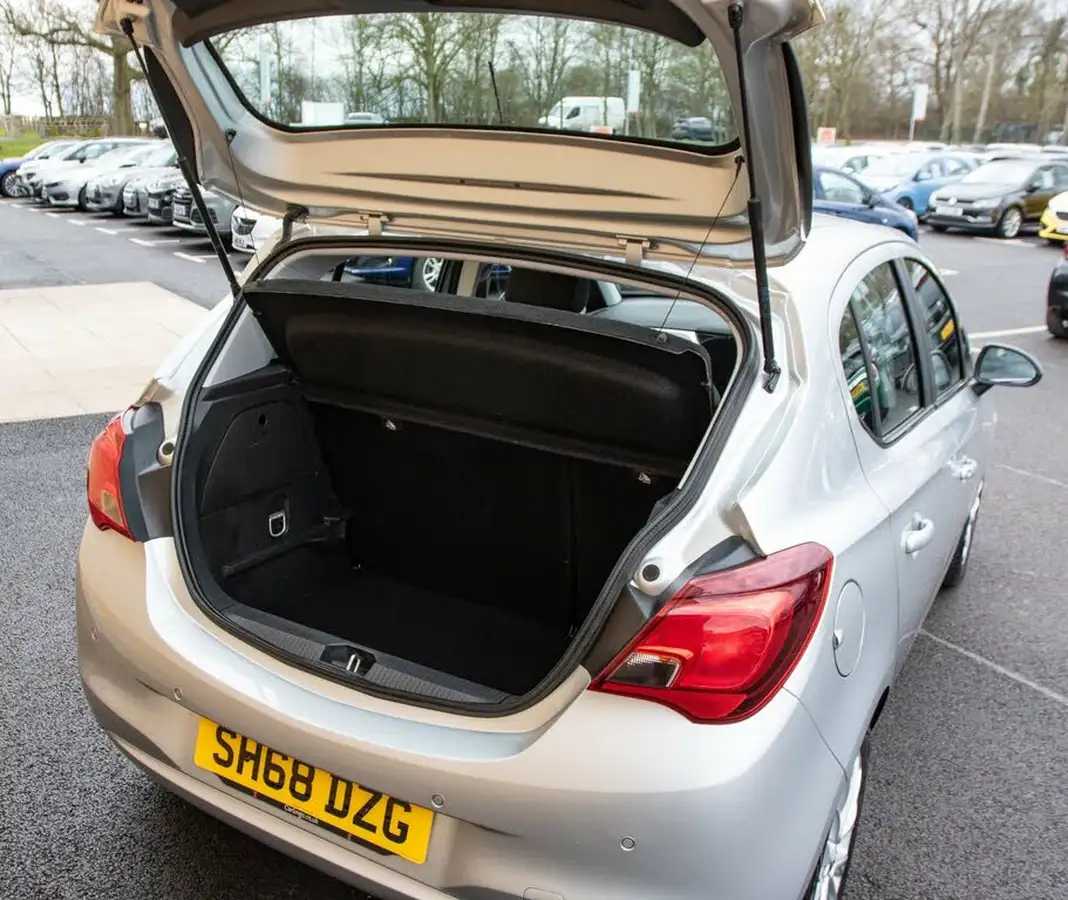 2018-vauxhall-corsa-14i-se-nav-90ps-ecotec-5d-auto-big-29