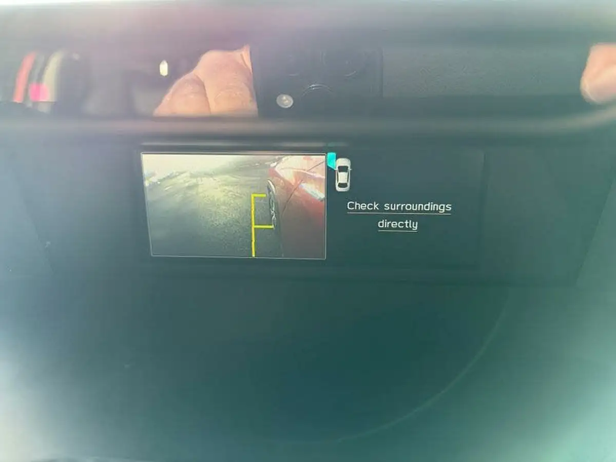 2020-subaru-forester-20-e-boxer-xe-premium-big-34