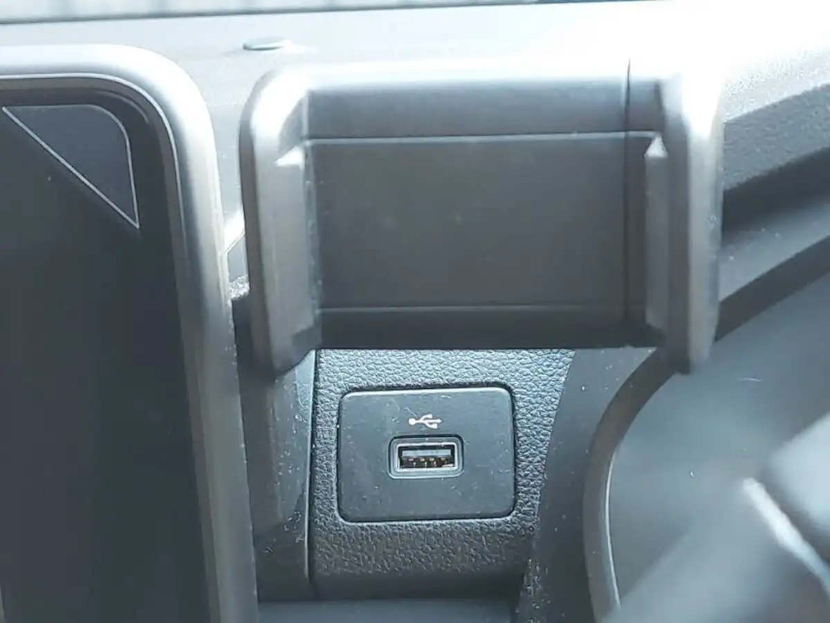 2023-dacia-jogger-16-tce-extreme-big-15