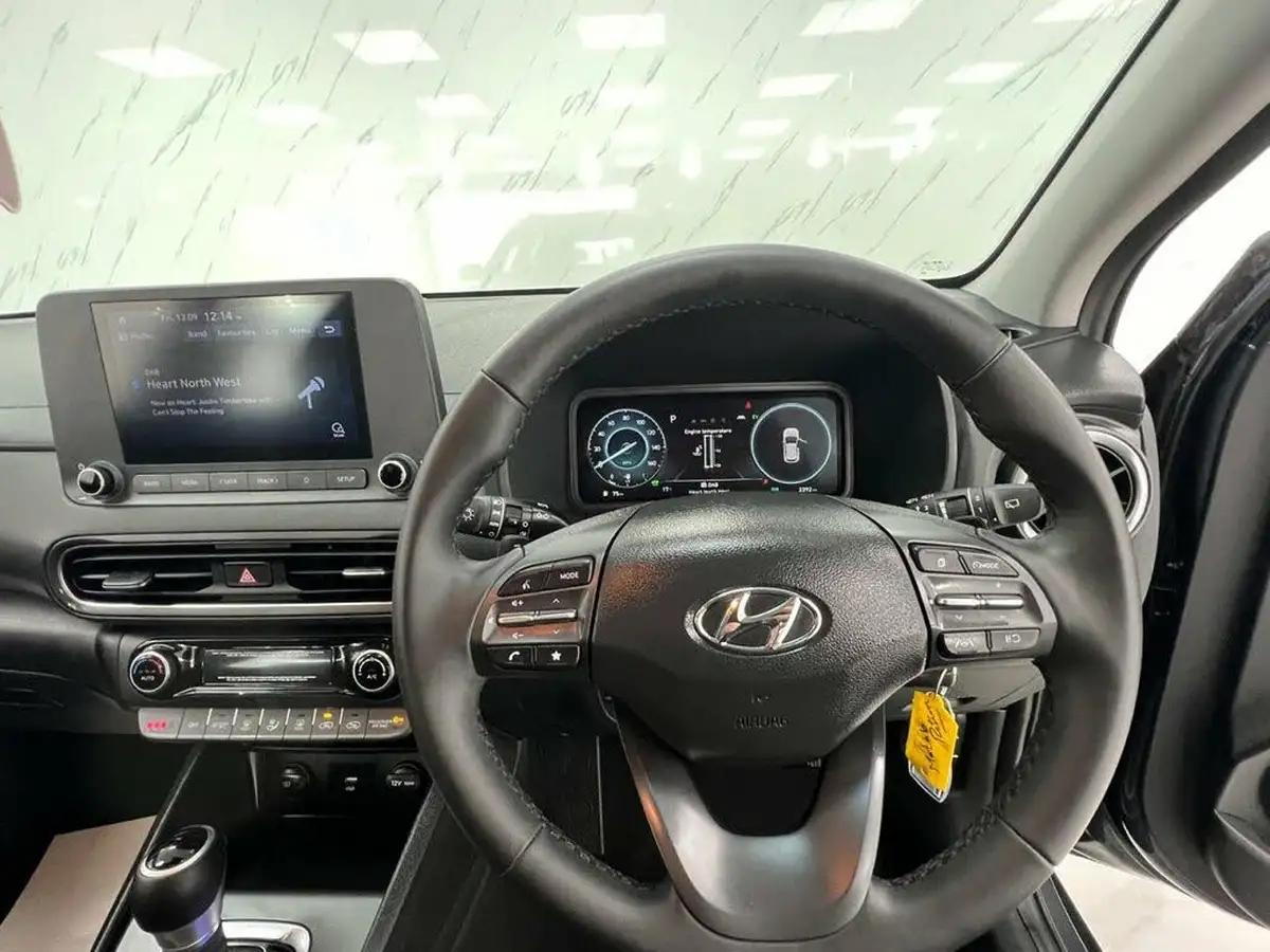 2021-hyundai-kona-16-gdi-se-connect-big-17