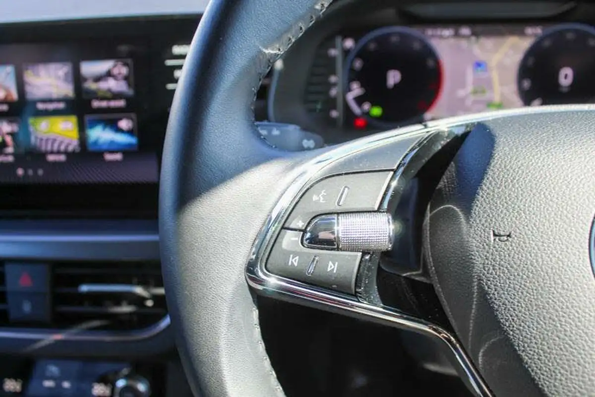 2022-skoda-kamiq-15-tsi-se-l-dsg-big-29