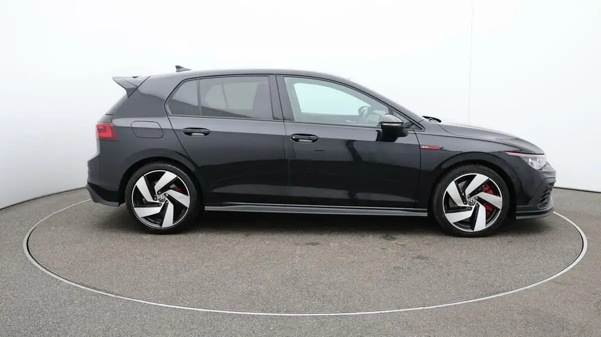 2022-volkswagen-golf-20-tsi-gti-clubsport-big-42