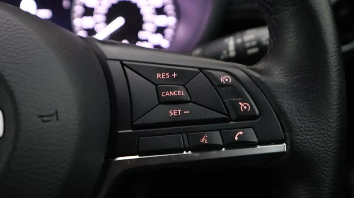 2023-nissan-juke-10-dig-t-n-connecta-big-23