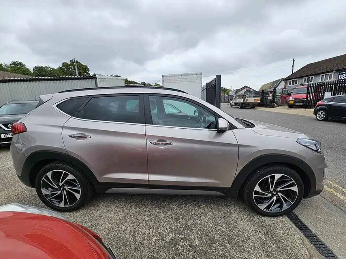 2019-hyundai-tucson-16-t-gdi-premium-se-dct-big-6