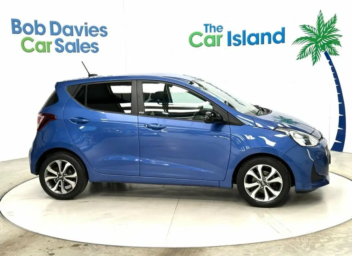2019-hyundai-i10-10-play-big-9