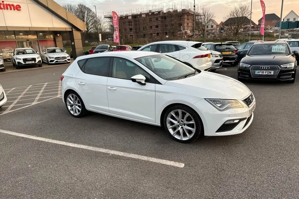 2019-seat-leon-15-tsi-evo-fr-sport-150ps-hatchback-dsg-big-13
